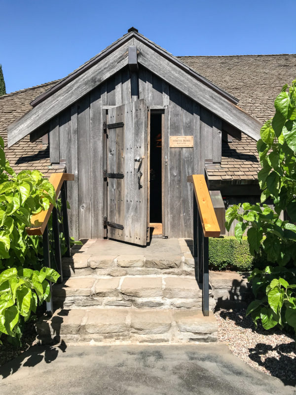 White Roses Estate - Willamette Valley Wineries