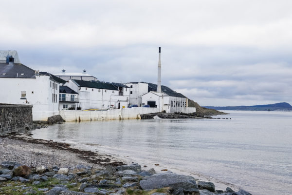 Bowmore Distillery, Islay