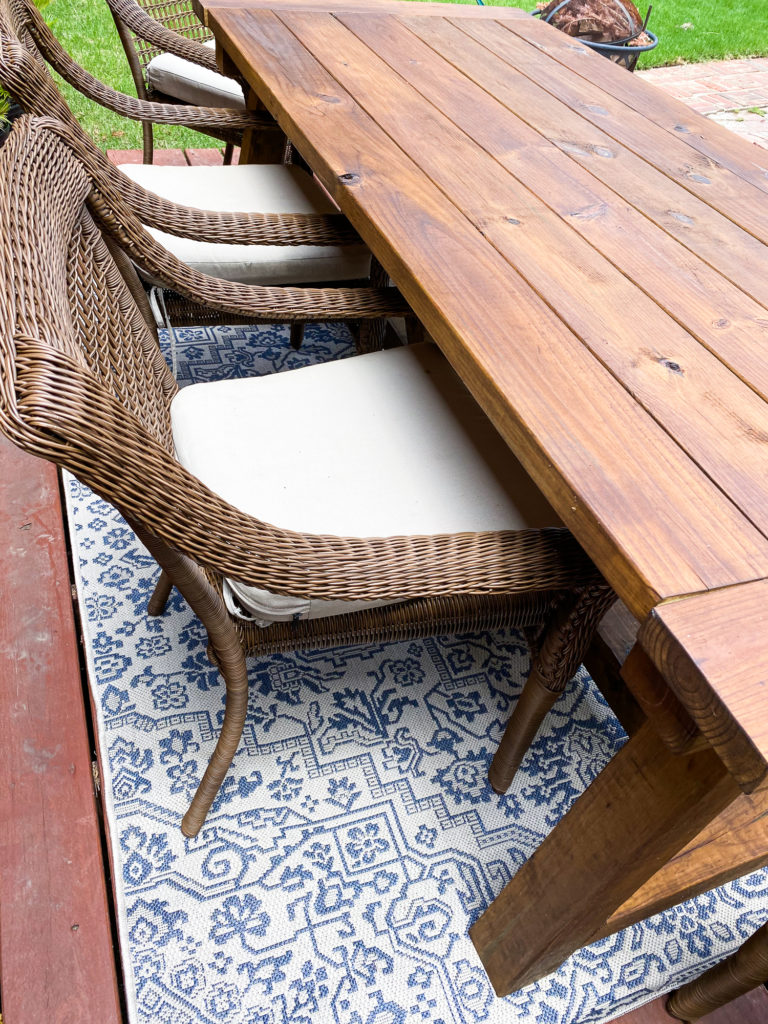 Our DIY Farmhouse Patio Table Build: The plans we used + tips and tricks to make the build easy