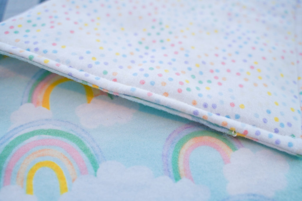 Easy, Super Absorbent 10 Minute Baby Burp Cloths: Full photo tutorial