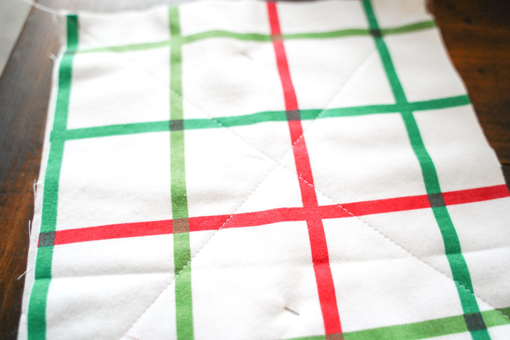 Creating quilt blocks for your DIY Christmas Raggy Quilt