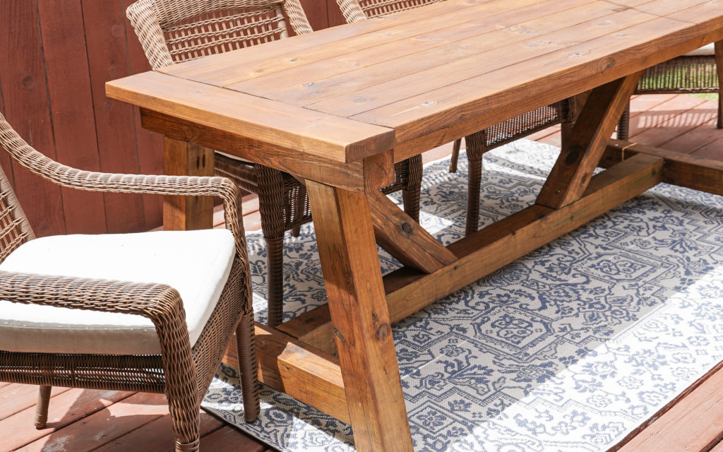 Our DIY Farmhouse Patio Table Build: The plans we used + tips and tricks to make the build easy
